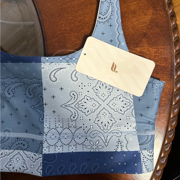 Fabletics Sports Bra - Picture 3 of 4